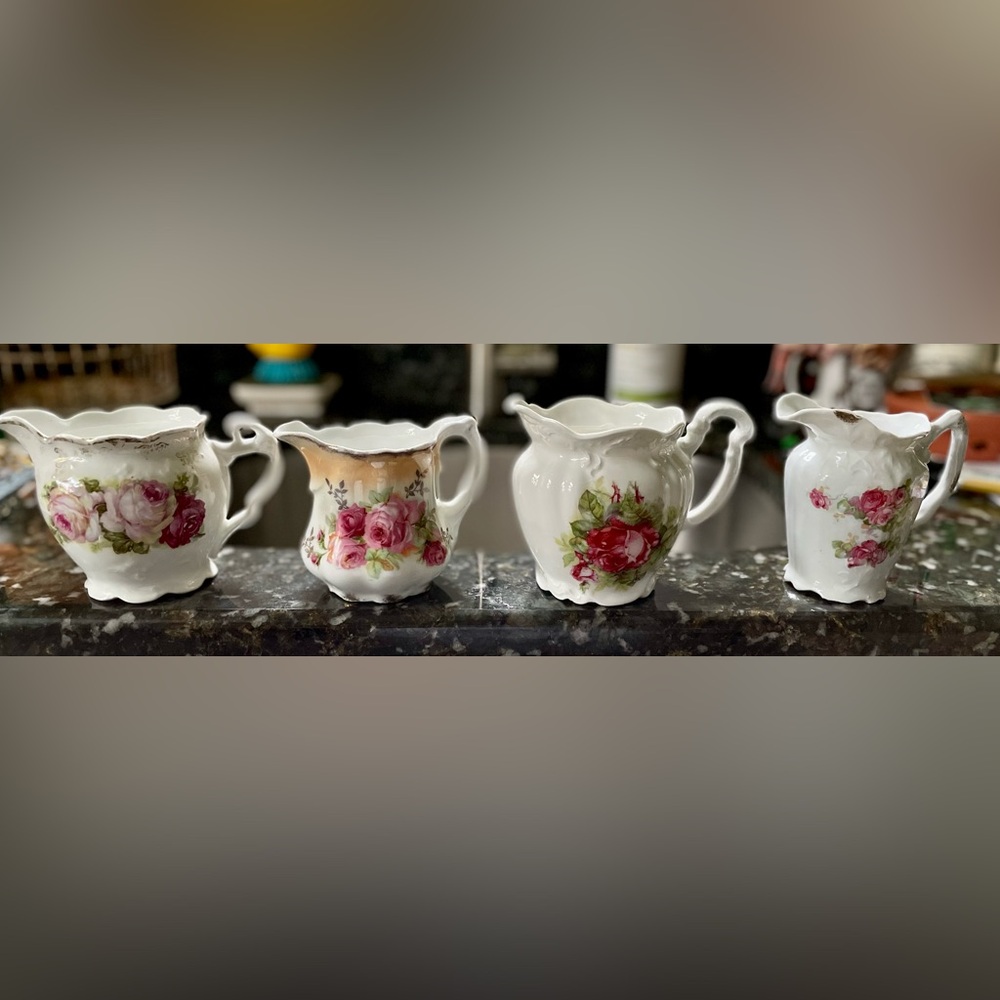 Vtg 4 GERMAN ROSES CREAMERS